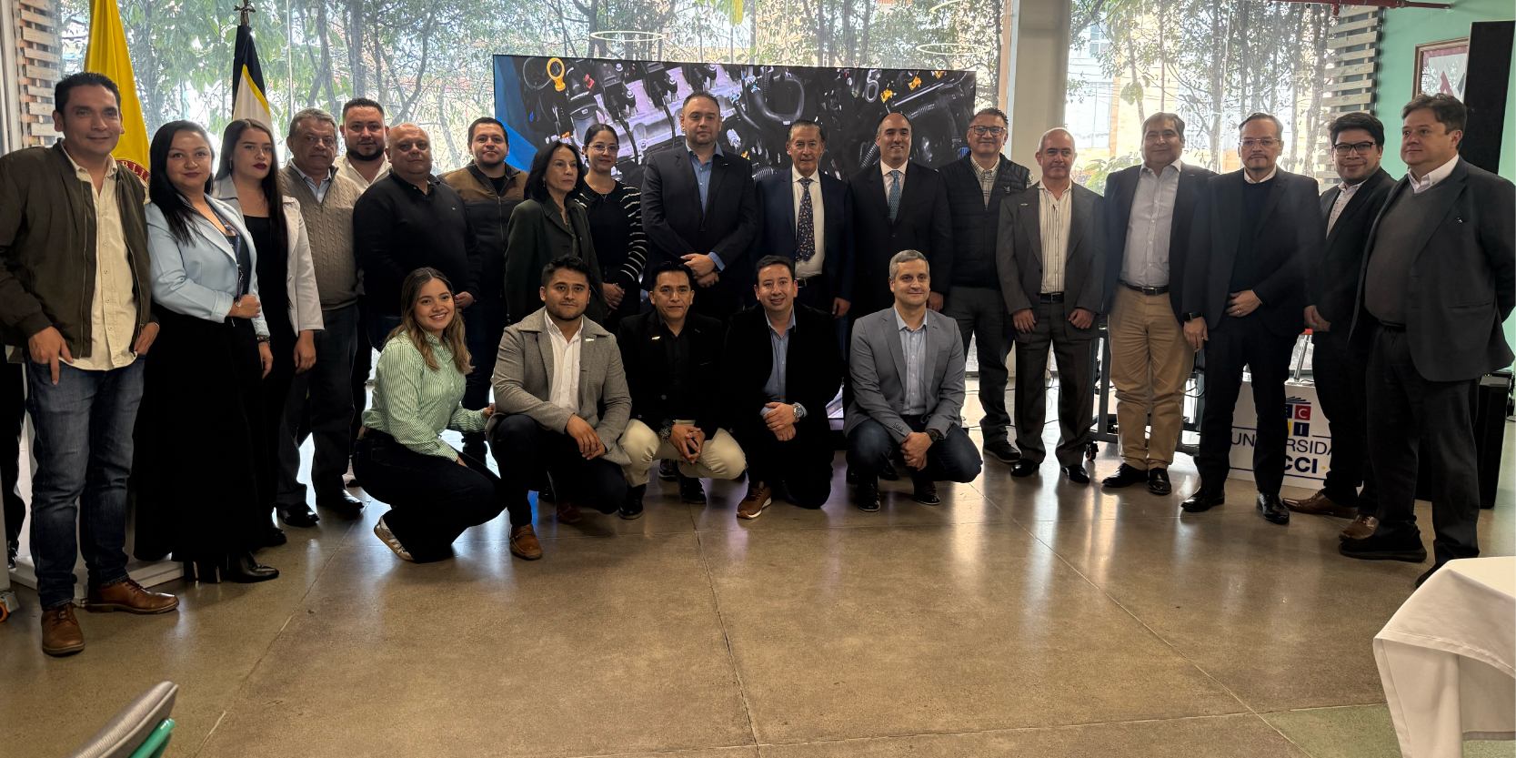 Una alianza que acerca la industria a la formación: General Motors dona motores a la Universidad ECCI