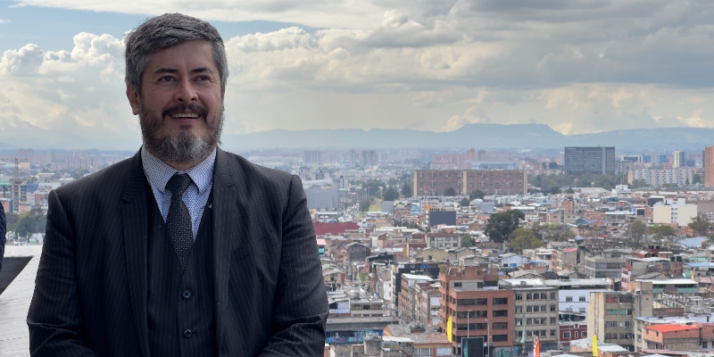 Fernando Arturo Soler López: liderazgo, visión y compromiso con la educación