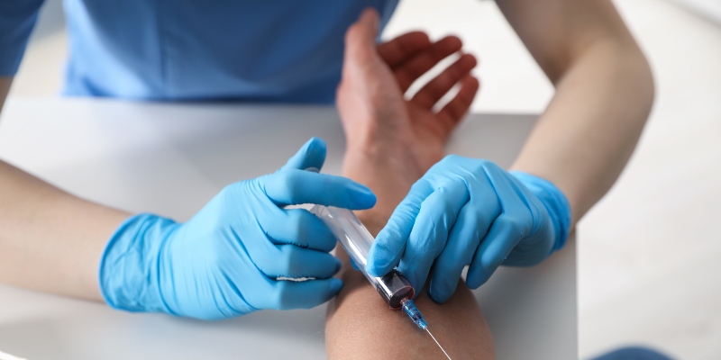 Por qué practicar en simuladores de alta fidelidad antes de llegar al hospital no es opcional