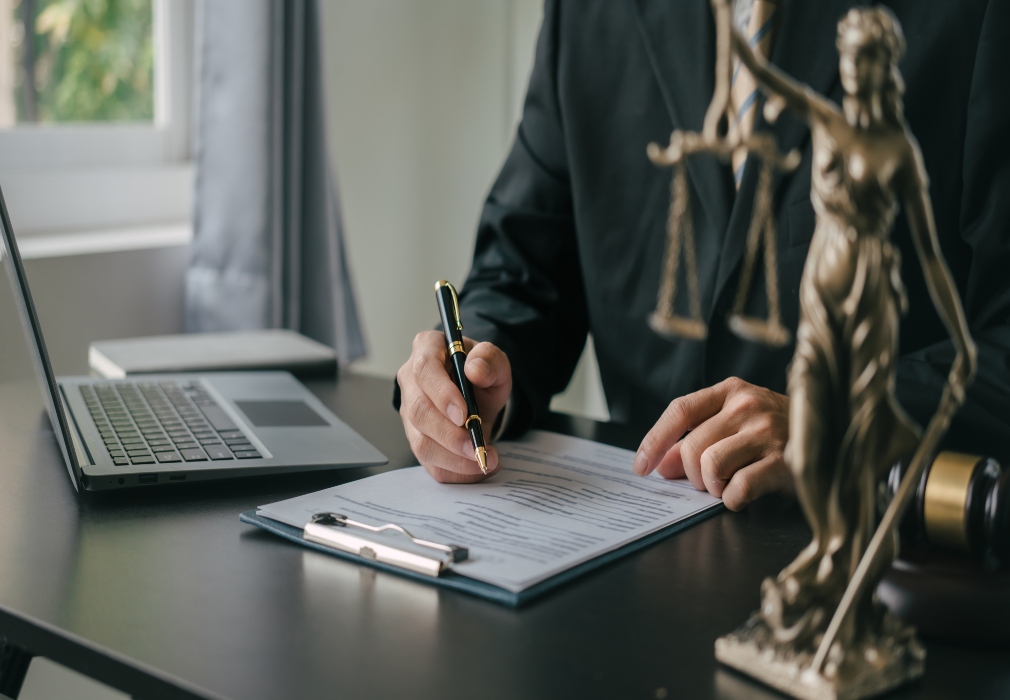 Colombia gradúa más abogados que casi cualquier país del mundo